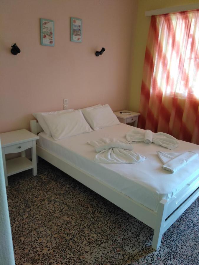 Rooms Apostolis Patitiri Eksteriør billede