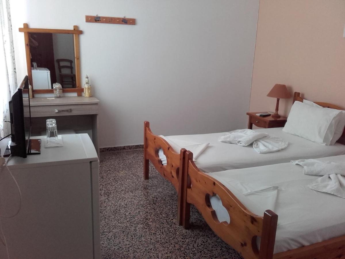 Rooms Apostolis Patitiri Eksteriør billede